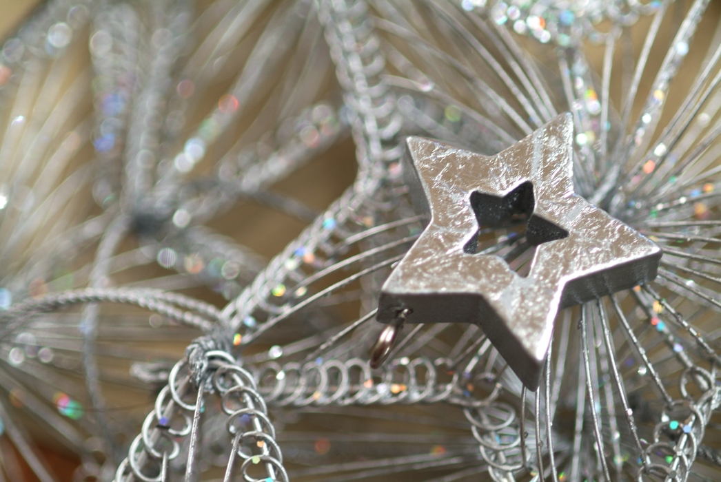Christmas Ornaments: Silver Star