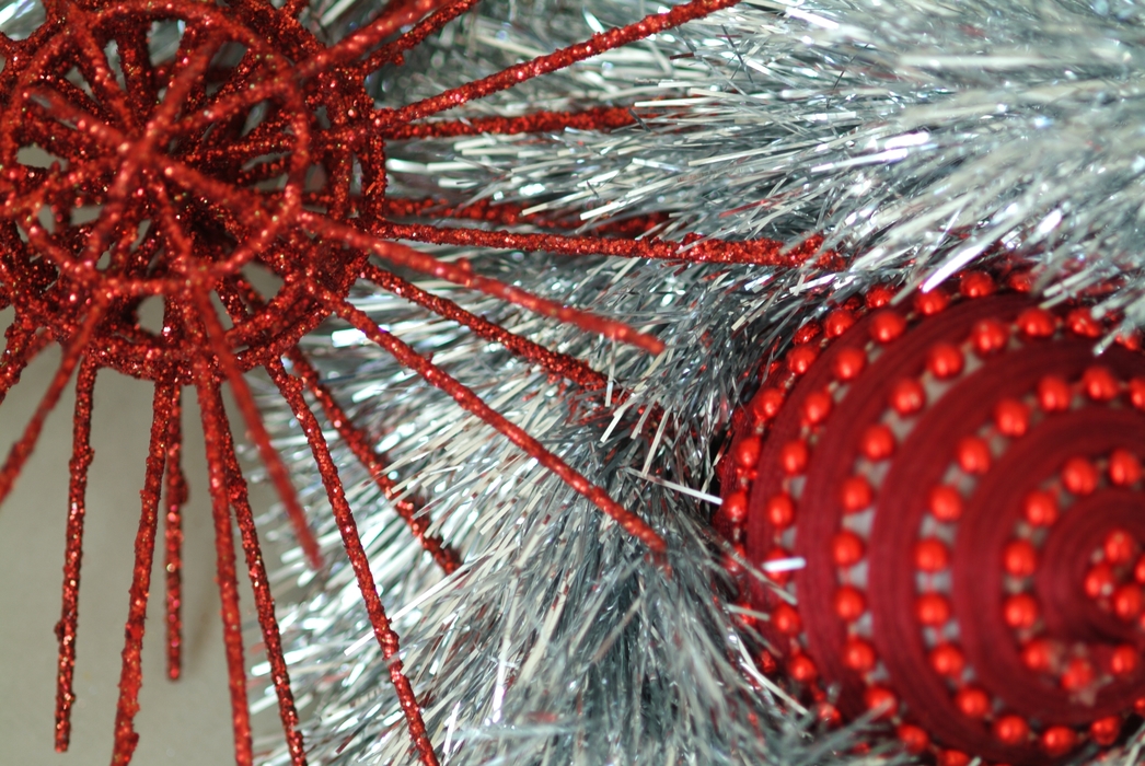 Christmas Ornaments: Red Tree Decorations