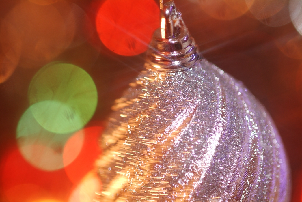 Christmas Ornaments: Silver Decoration with Shimmering Lights